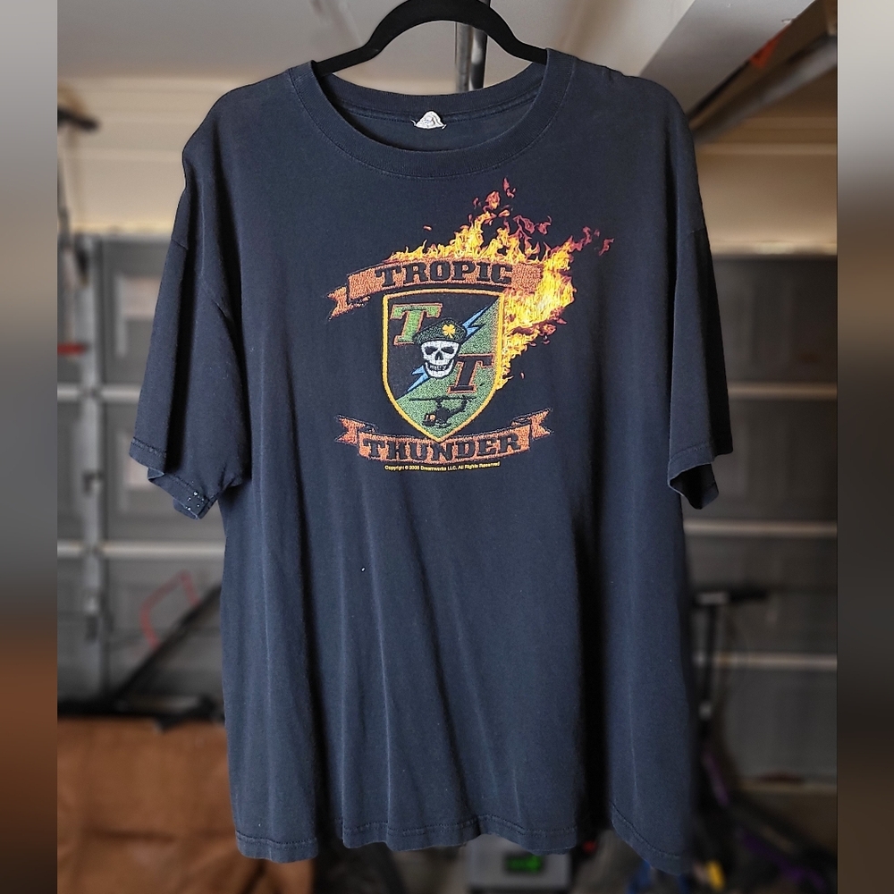 "Tropic Thunder" Black T-shirt Size XL
